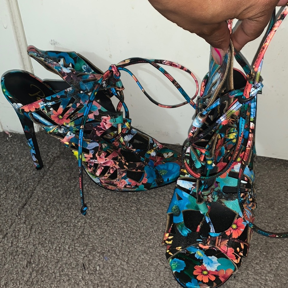 Flower gladiator bootie